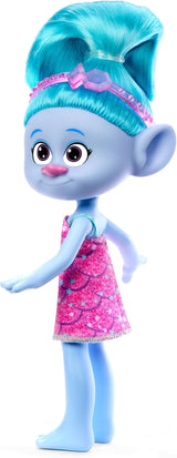 Mattel DREAMWORKS TROLLS United We Stand - Chenille Hairy Surprises Doll med gnistrende blåt hår, lilla pandebånd, fra 3 år og opefter, HNF15