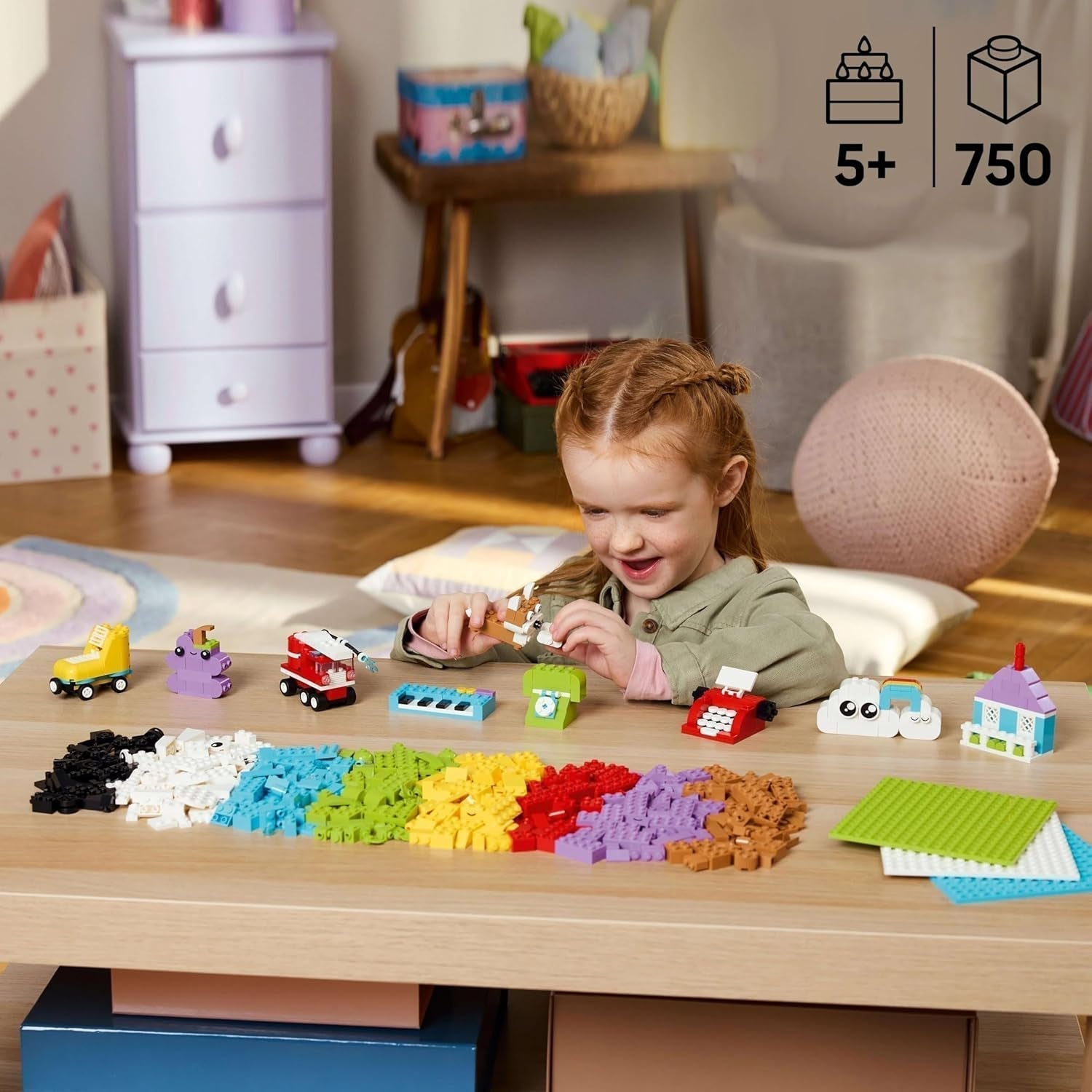 LEGO Classic kreativt sæt til bygning og leg - sæt med farvede klodser - byg et hus, en hund, en sjov bil, et klaverkeyboard og en regnbue - håndværkssæt til drenge og piger fra 5 år Byggesæt Besuche den LEGO-Store