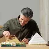 LEGO 21058 Arkitektur The Pyramid of Cheops Byggesæt til håndværk som kreativ hobby, gaveidé til voksne, mænd, kvinder, mor, far, kreativ aktivitet, berømte landemærker Samling Byggesæt Besuche den LEGO-Store
