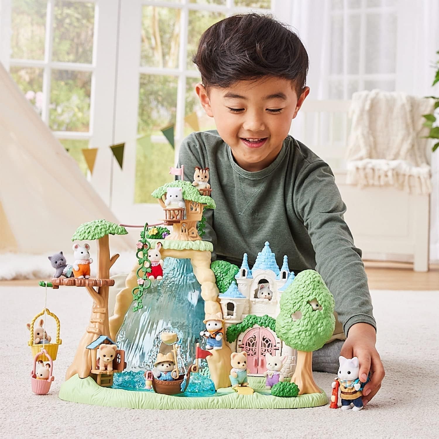 Sylvanian Families - 5763 Tofigur Adventure Explorer Sæt Mælke Kat Far Dreng Dyrefigur Detaljeret legetøj til 3 år gammelt Naty Shop Dukker
