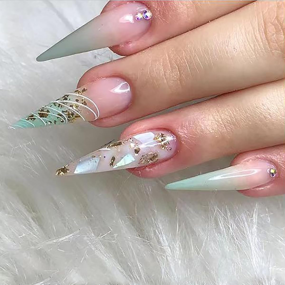 Moonglow Lange Negle Stiletto Mælkehvid Pink Gradient Glitter Cool falske negle med lim Pink Ombre Glitter Kunstige negle