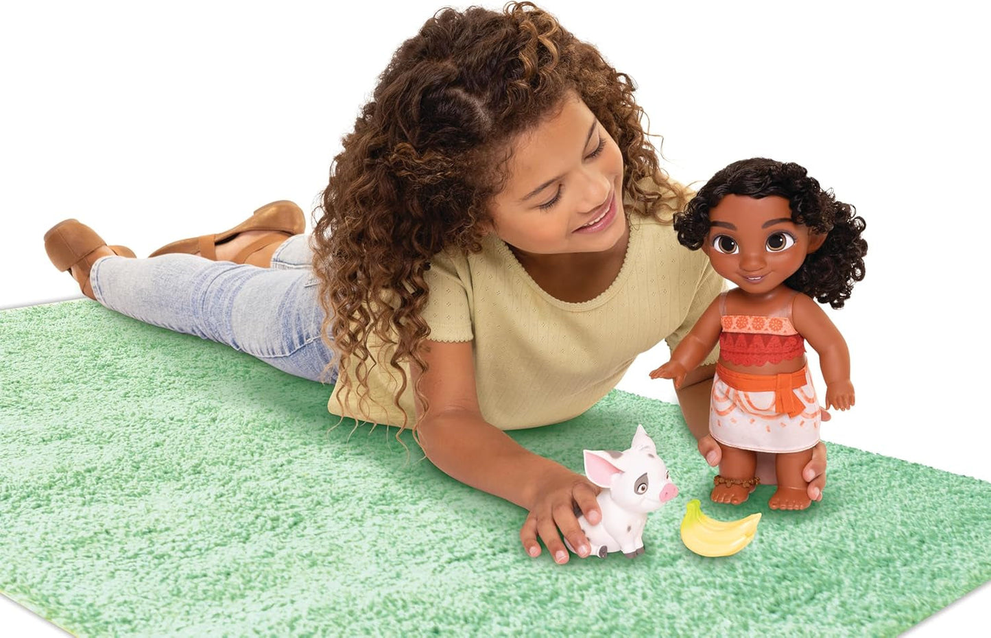Jakks Pacific Moana 2 Lillesøster Simea Dukke og Pua figurlegesæt 27 cm højt, inkluderer 1 dukketøj, 1 Pua, 1 plastikbananbundt, anbefales til 3 år og opefter