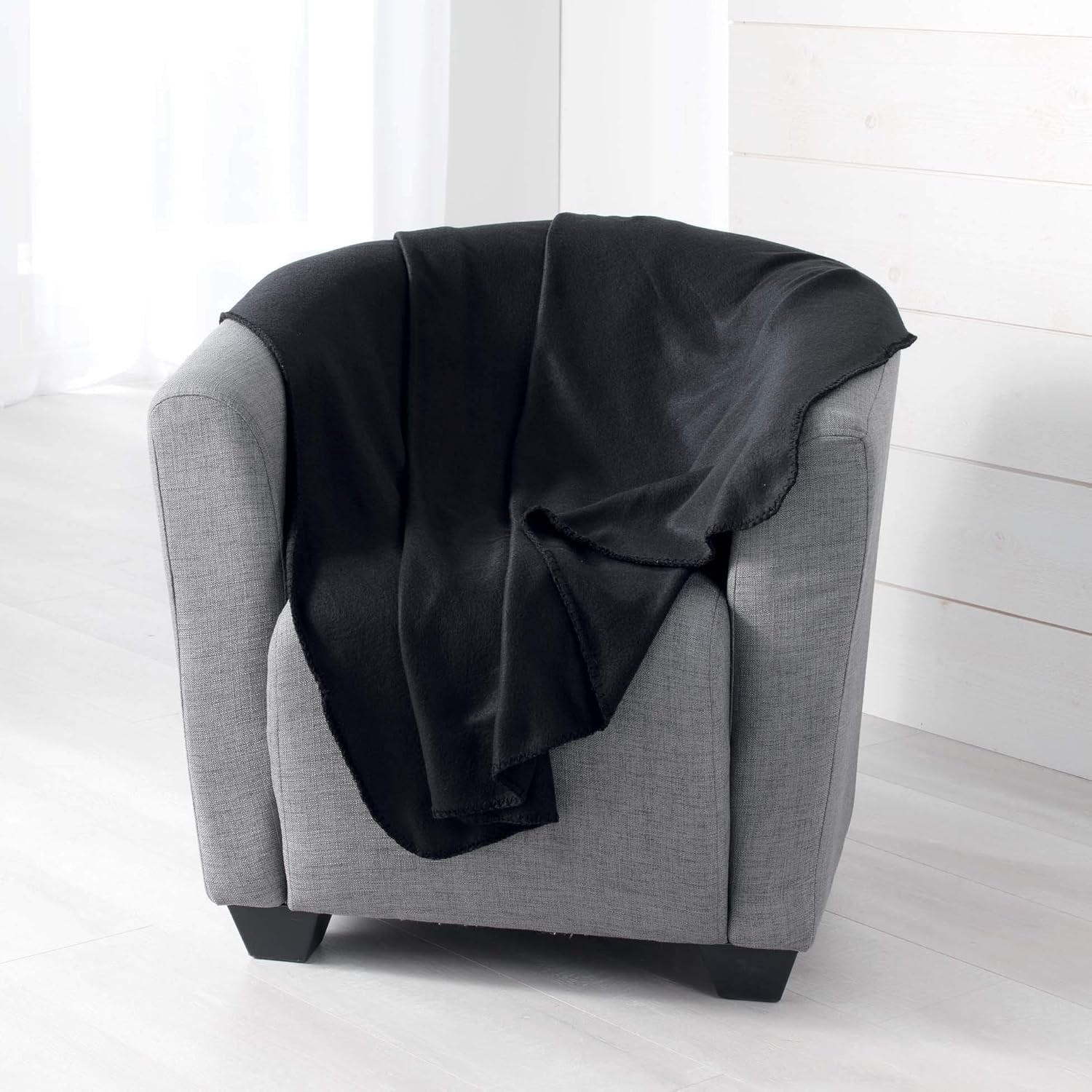 Douceur D'Intérieur, Milou antik pink fleece tæppe, 125 X 150 Cm Douceur d'Intérieur Senge og tæpper Sort 125 X 150 Cm