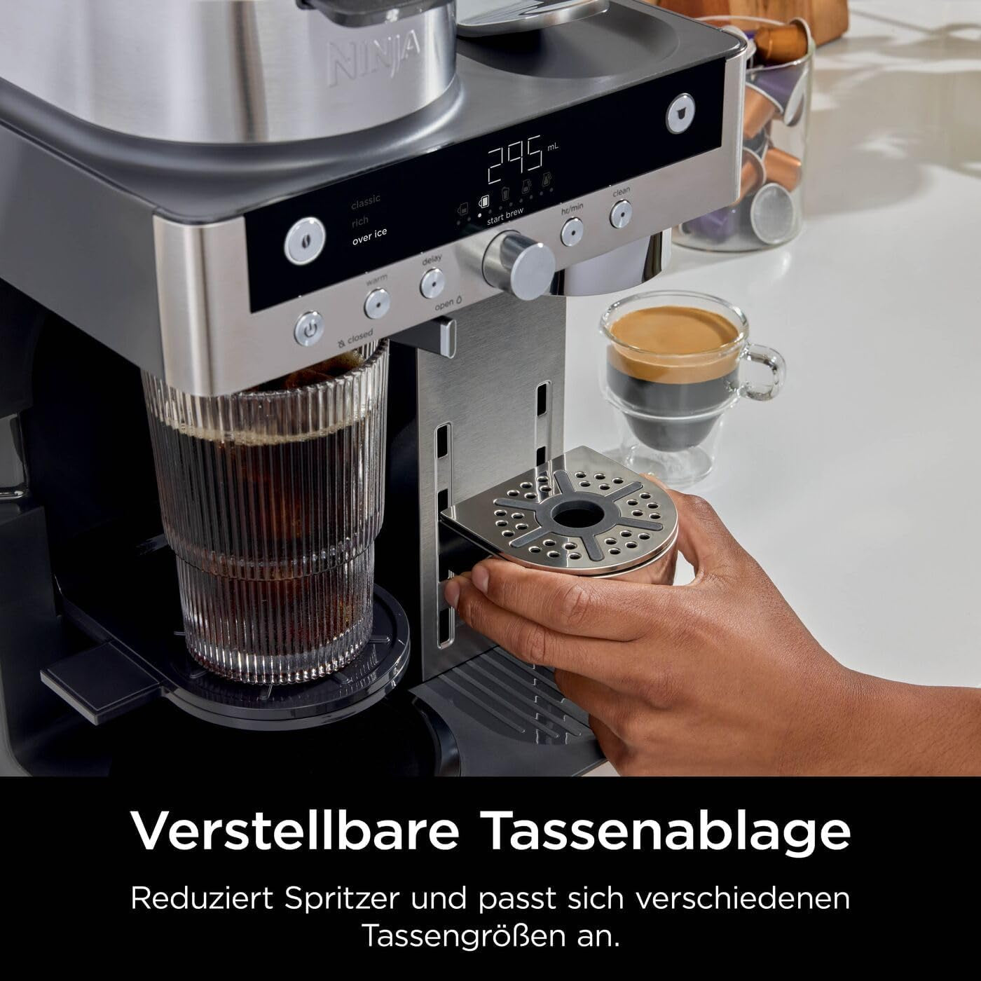 Ninja Prestige 2-i-1 filterkaffemaskine med kapsler og integreret mælkeskummer, til latte, iskaffe og flad hvid, sort CFN802EU