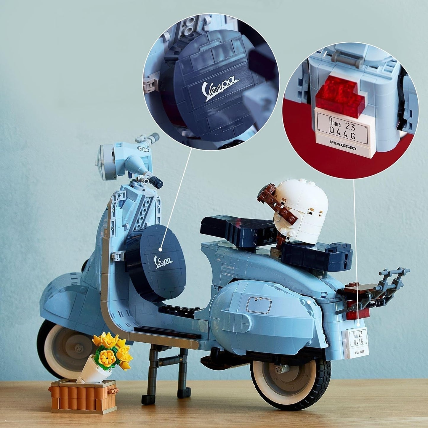LEGO Icons Vespa 125, bygbar motorcykelmodel, vintage italiensk scooter, modelsæt til voksne, udstillingsstykke som værelsesindretning, gaver til kvinder og mænd 10298 byggesæt Besuche den LEGO-Store