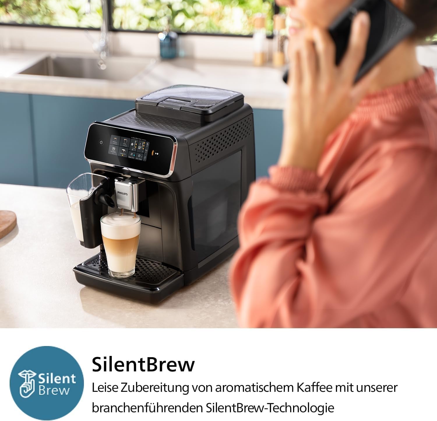 PHILIPS automatisk espressomaskine 2300-serien - 4 drinks, moderne farvetouchskærm, LatteGo mælketilberedningssystem, SilentBrew, 100% keramisk kværn, AquaClean-filter. Mat sort (EP2330/10)