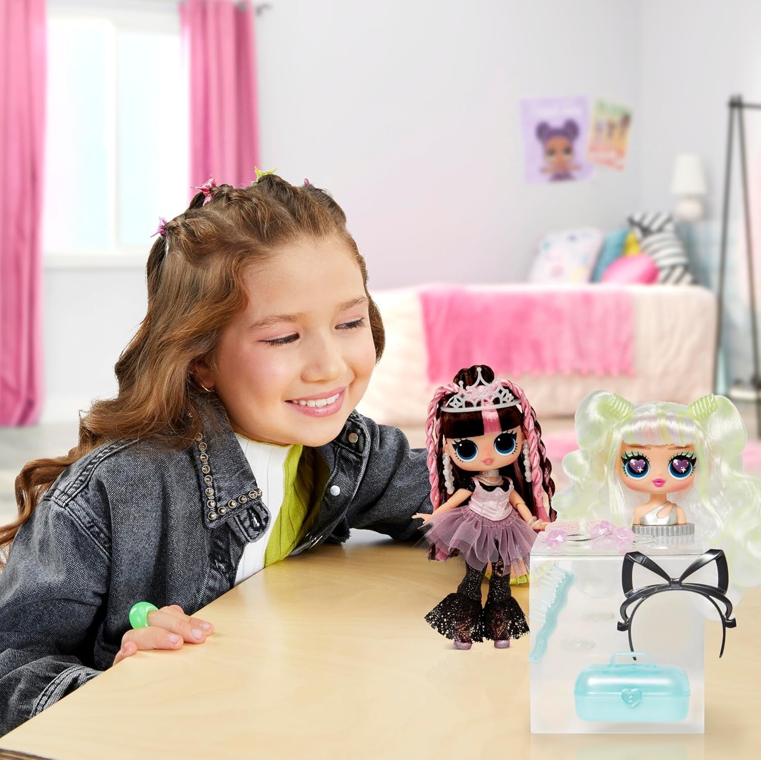 L.O.L. Surprise Tweens Surprise Swap Series - Bronze-2-Blonde Billie - Modepuppe med mere som 20 Überraschungen inklusive Styling-Kopf og toller Mode og tilbehør - ideel til børn fra 4 år