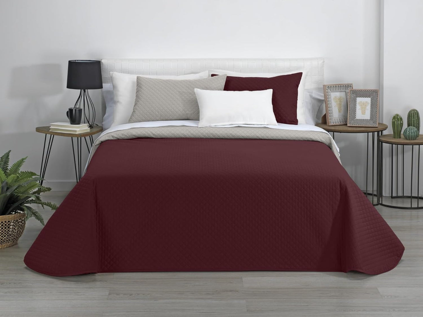 Estoralis | AVA | Vendbar Boutique Quilt | Til alle årstider | Farve - Rød/Beige | Til seng 80/90 cm. seng. (180 X 270 Cm. Ancho X Alto) | Quiltet quilt Quilts og quilts Naty Shop Standard titel