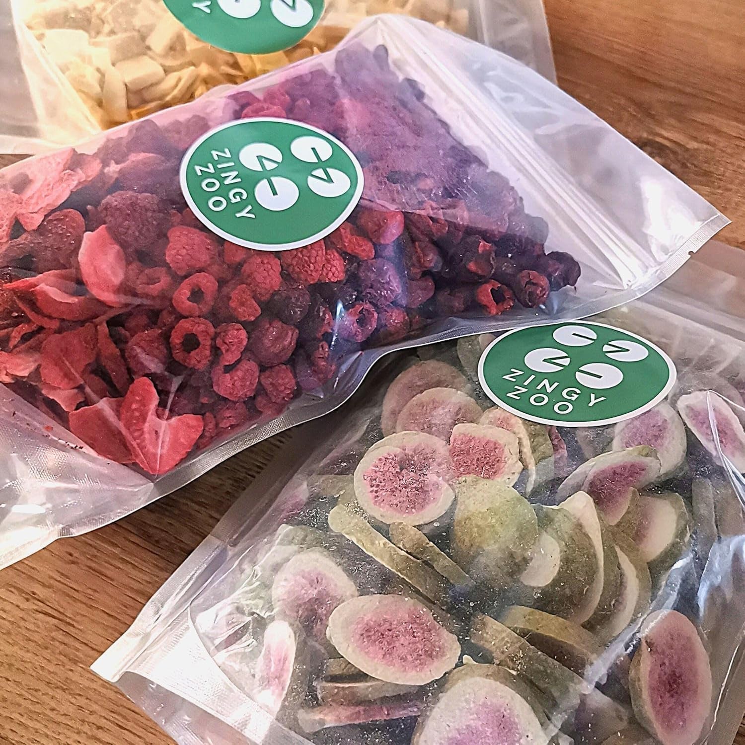 Frysetørret frugt Rød frugtblanding | XL 300g Frysetørrede Jordbær Hindbær Surkirsebær Tørret Frugt Mix | Frysetørret frugt Jordbær Hindbær surkirsebær | ZingyZoo Dehydrerede produkter Naty Shop