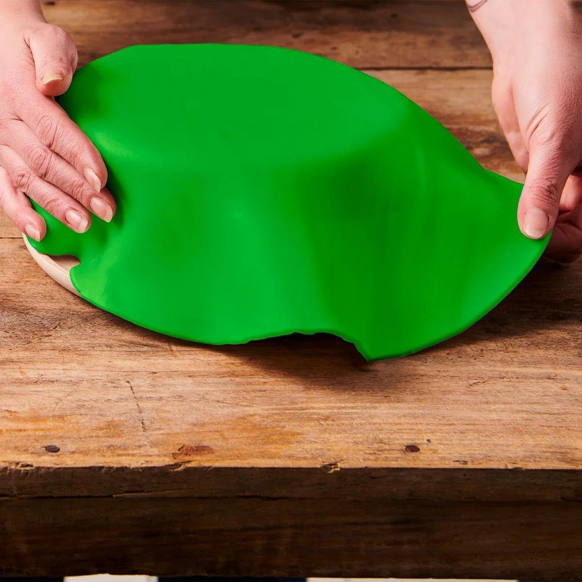 FunCakes Spring Greens Rolled Fondant Disc: Lækker vaniljesmag, allerede rullet, nem at bruge, perfekt til dekoration af kager, 430 g Naty Shop Sugar Paste