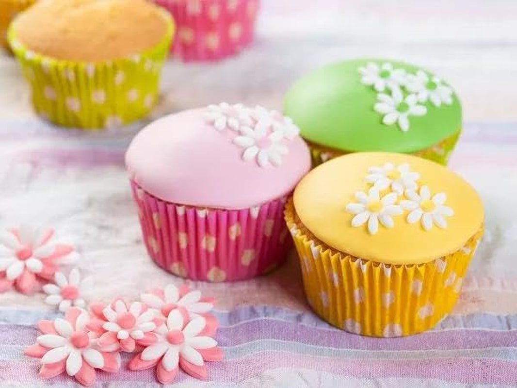 FunCakes Spring Greens Rolled Fondant Disc: Lækker vaniljesmag, allerede rullet, nem at bruge, perfekt til dekoration af kager, 430 g Naty Shop Sugar Paste