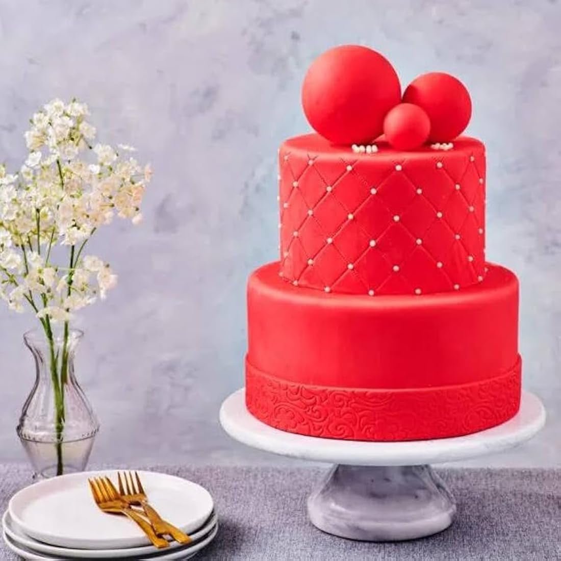FunCakes Fire Red Lamineret Fondant: Nem at bruge, glat, fleksibel, blød og bøjelig, Perfekt til at dekorere kager, Halal, Kosher og Glutenfri, 1 kg (1 pakke) Naty Shop Sugar Paste