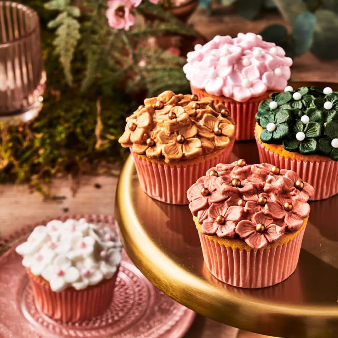 FunCakes Shimmering Rose Rolled Fondant: Nem at bruge, glat, fleksibel, blød og bøjelig, perfekt til at dekorere kager, halal, kosher og glutenfri. 250 g Naty Shop sukkerpasta