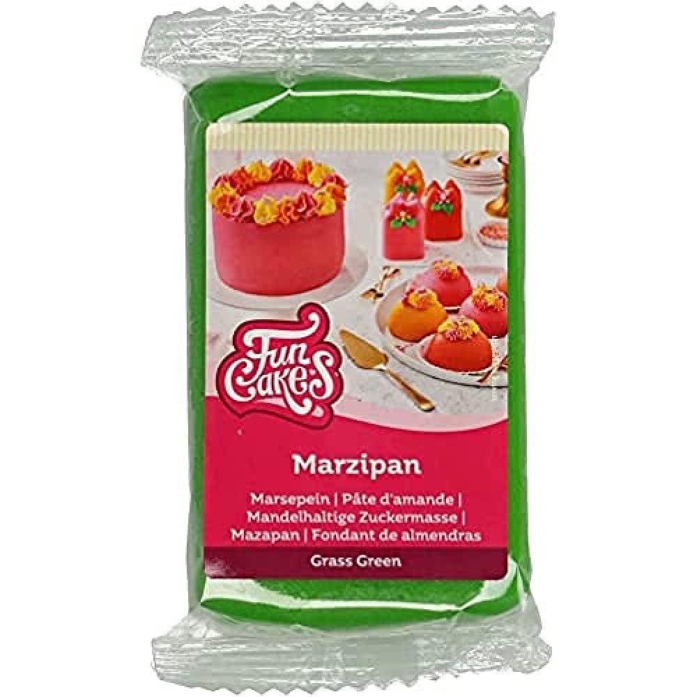 FunCakes Mandelsukkerpasta (hollandsk marcipan) Græsgrøn: Nem at bruge og glat, perfekt til at dekorere kager, halal, kosher og glutenfri, 250 g (pakke med 2) Naty Shop Græsgrøn sukkerpasta 250G (1 pakke)