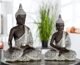 GILDE Dekorativ skulptur Siddende Buddha - Meditation - brun/hvid - Højde 29 cm Statuetter og skulpturer Naty Shop