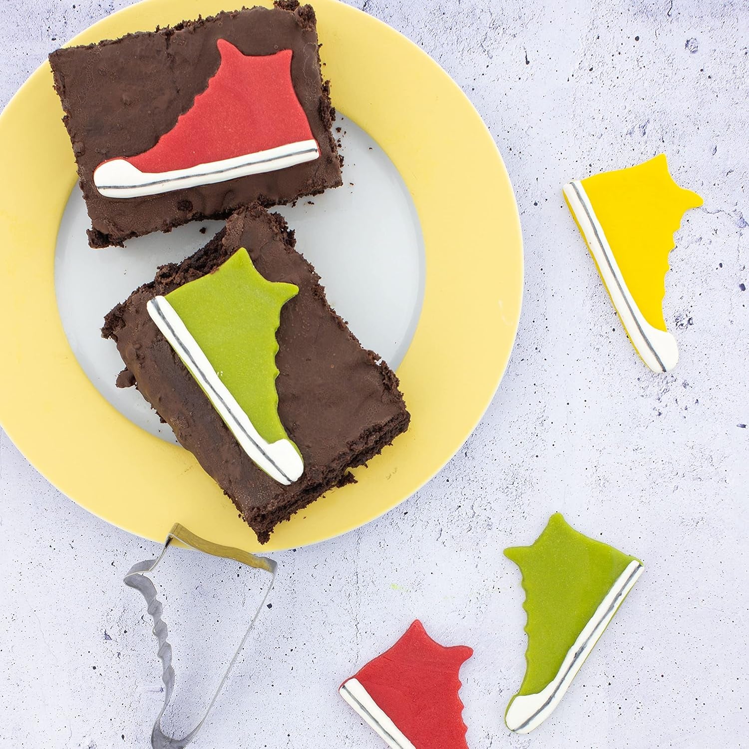 Günthart BackDecor 250 g rød fondant, palmeoliefri, rivefast til at dække kager og bagværk, velegnet til modellering, pakke med 2 (1 x 250 g) Sugarpaste Naty Shop