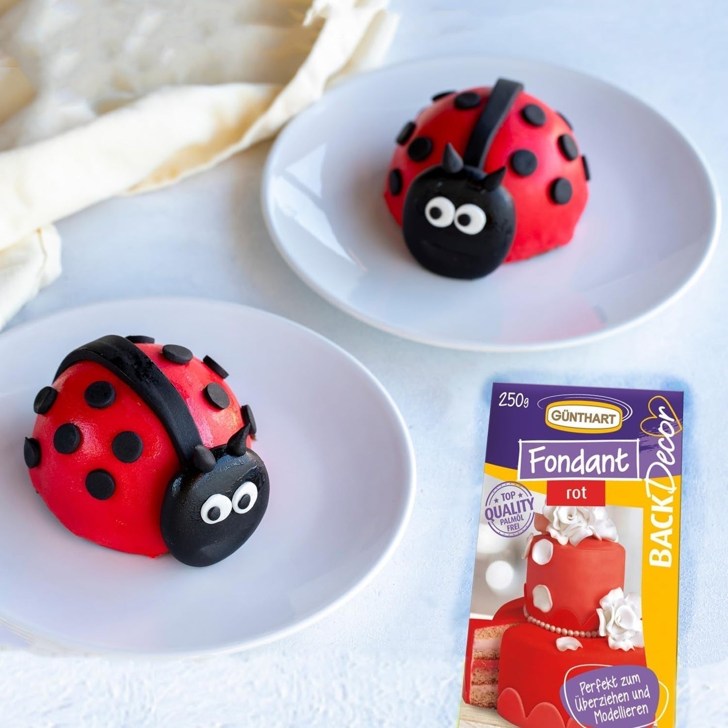 Günthart BackDecor 250 g rød fondant, palmeoliefri, rivefast til at dække kager og bagværk, velegnet til modellering, pakke med 2 (1 x 250 g) Sugarpaste Naty Shop