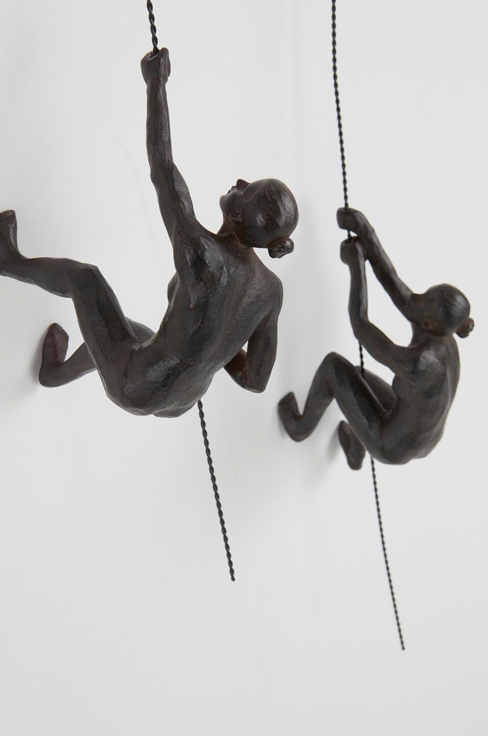 JOTEX Feminine Climbers Dekorative figurer, pakke med 2, rustbrune statuetter og skulpturer Naty Shop