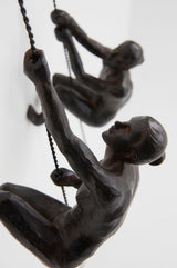 JOTEX Feminine Climbers Dekorative figurer, pakke med 2, rustbrune statuetter og skulpturer Naty Shop