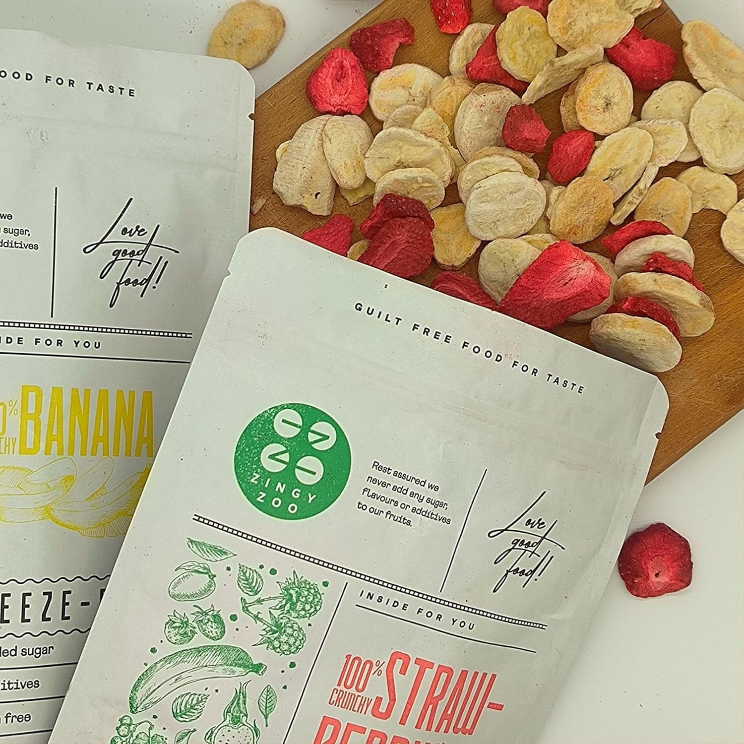 Blanding af frysetørrede frugter ErdBana XL 300g | Frysetørrede bananer + frysetørrede jordbær Frysetørrede frugtsmagesæt | Jordbær og banan frysetørret frugtblanding | ZingyZoo Dehydrerede produkter Naty Shop