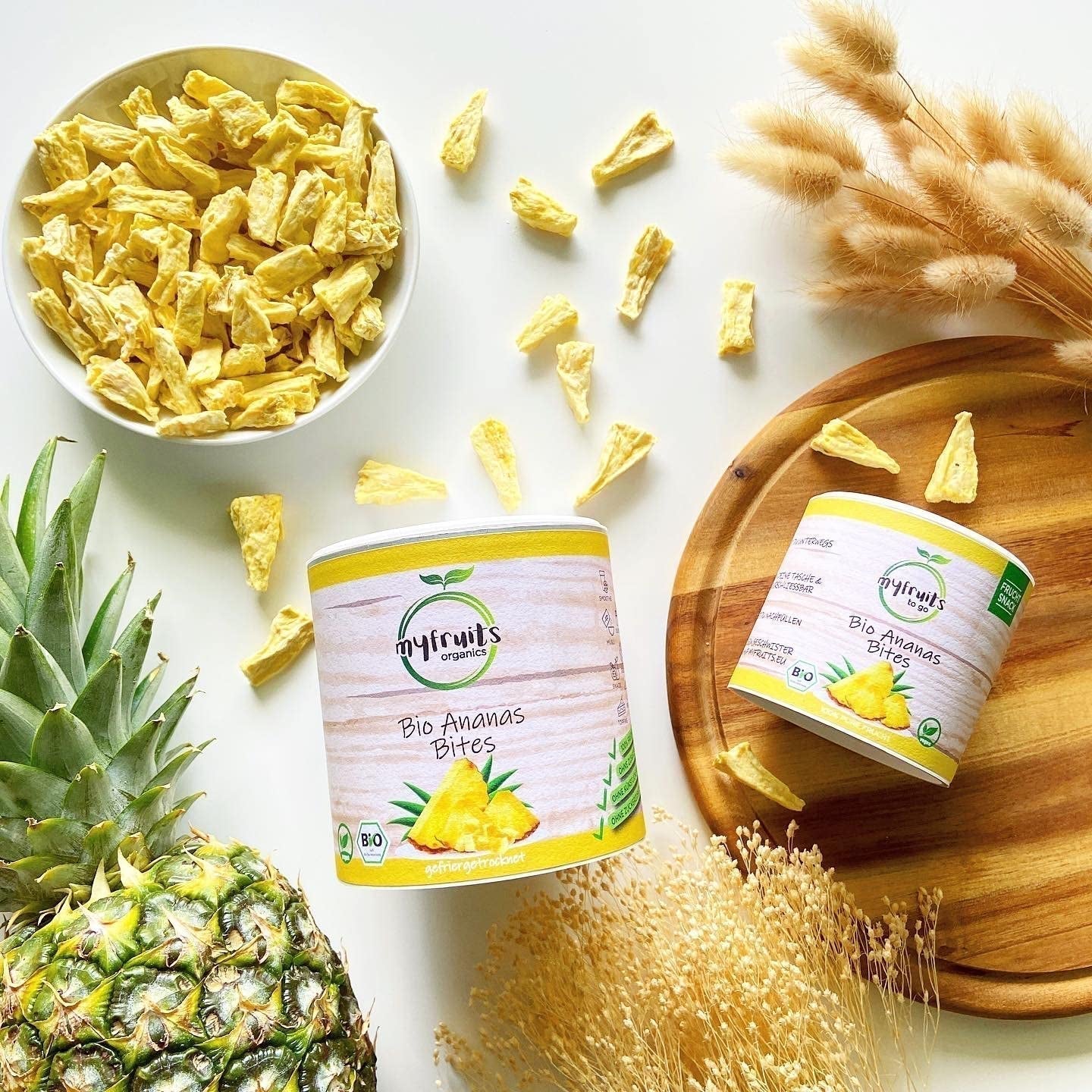 myfruits økologisk frysetørret ananas, 300g, tørret frugt uden tilsætningsstoffer, 100% ananas i store stykker, frysetørret frugt til müsli eller som snack Tørrede produkter Naty Shop