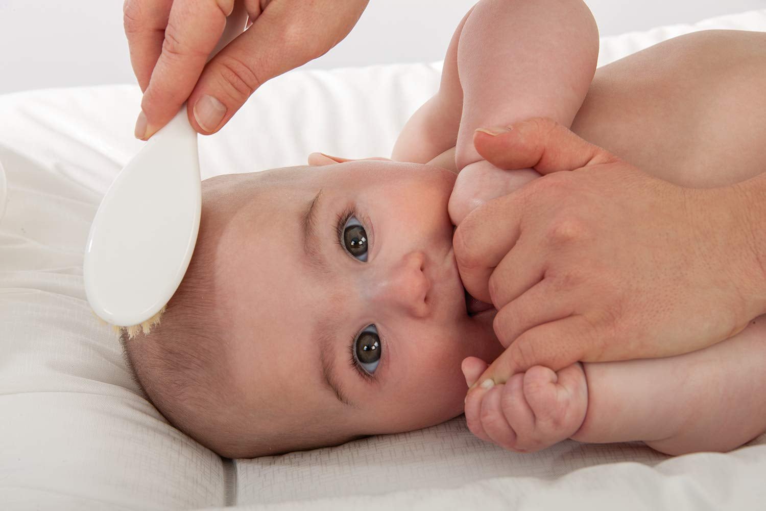 Kam og børste Rotho Babydesign, naturlige børster, fra 0 måneder, TOP/Bella Bambina, Babybleu Perl (lyseblå), 20059010301 Børn - Bad og hudpleje Naty Shop