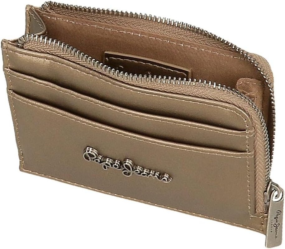 Pepe Jeans Ruby pung, pung, pung, lavet af polyester med imiteret læder detaljer. Rum, lynlåse. Fra Joumma Bags Naty Shop Damepung