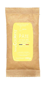 ScrapCooking - Pâte Ã Sucre Vert Sauge 250g - Colorant d'Origine Naturelle - Sans Gluten, Sans Huile de Palme - Pour Gâteaux, Pâtisseries Anniversaire - Vert Pastel - Fabrikie en France - 7621 Sukkerpasta Naty Shop Yellow