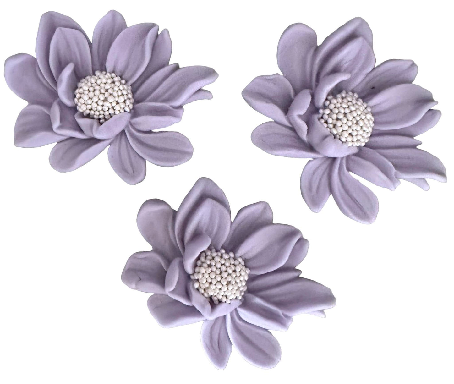 Sæt med 3 spiselige sukkerpynt, lilla lilla blomster Dekorationer fra Sugar Paste Nati Shop