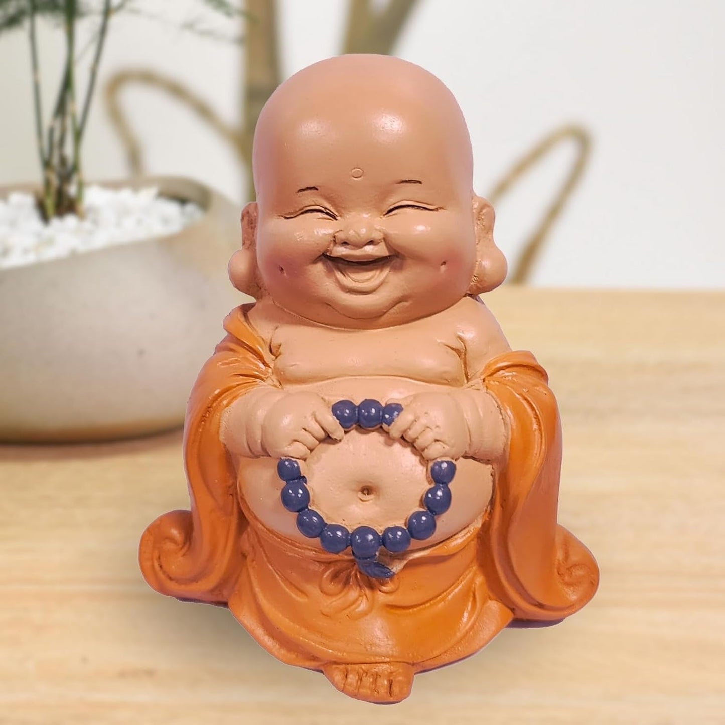 Leende Buddha-statue med rosenkrans - Inspirerende og munter figur - Heldig talisman fuld af positivitet - Sød og spirituel gaveidé - -H 10 cm - Zen'Light Statuer og skulpturer Naty Shop