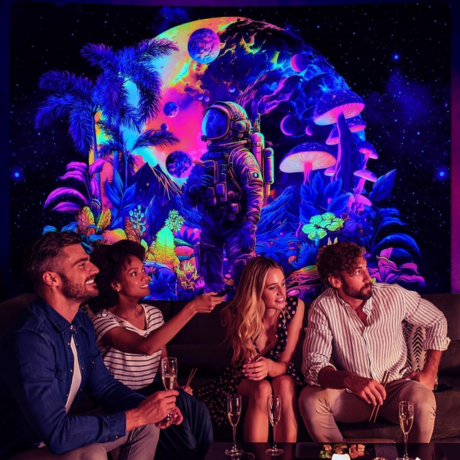 Tapestry alishomtll sort lys astronaut svamp fluorescerende botanisk Hjem - Tilbehør og dekorationer Naty Shop