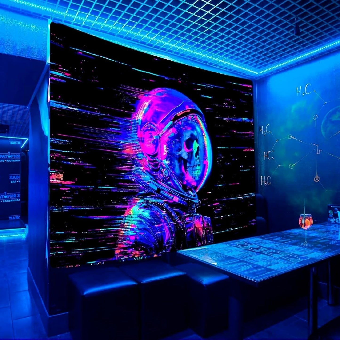 Tapestry alishomtll fluorescerende kranium astronaut sort lys Hjem - Tilbehør og dekorationer Naty Shop