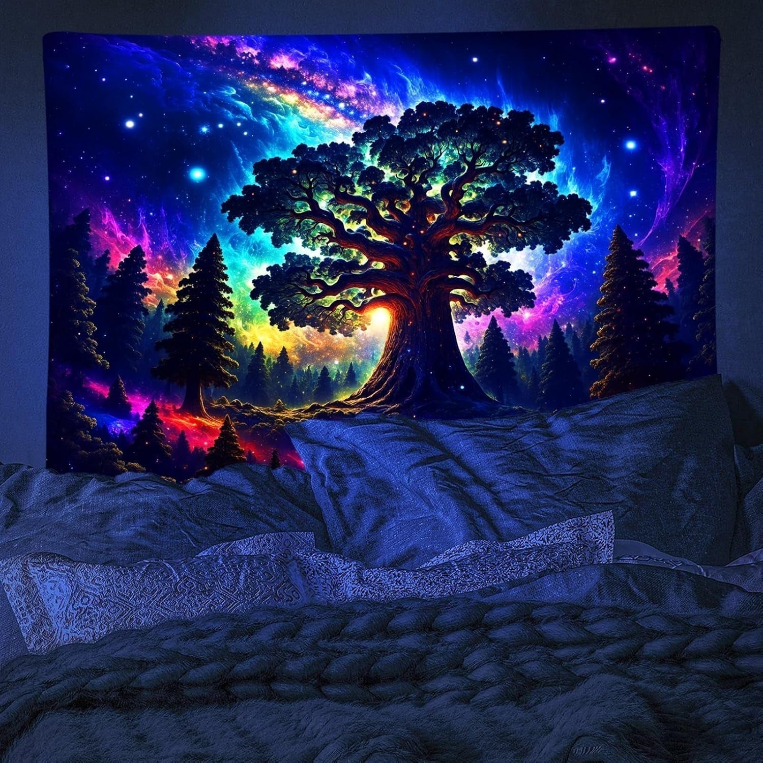 Tapestry blacklight skov psykedelisk natur træ stjerner galakse Hjem - Tilbehør og dekorationer Naty Shop