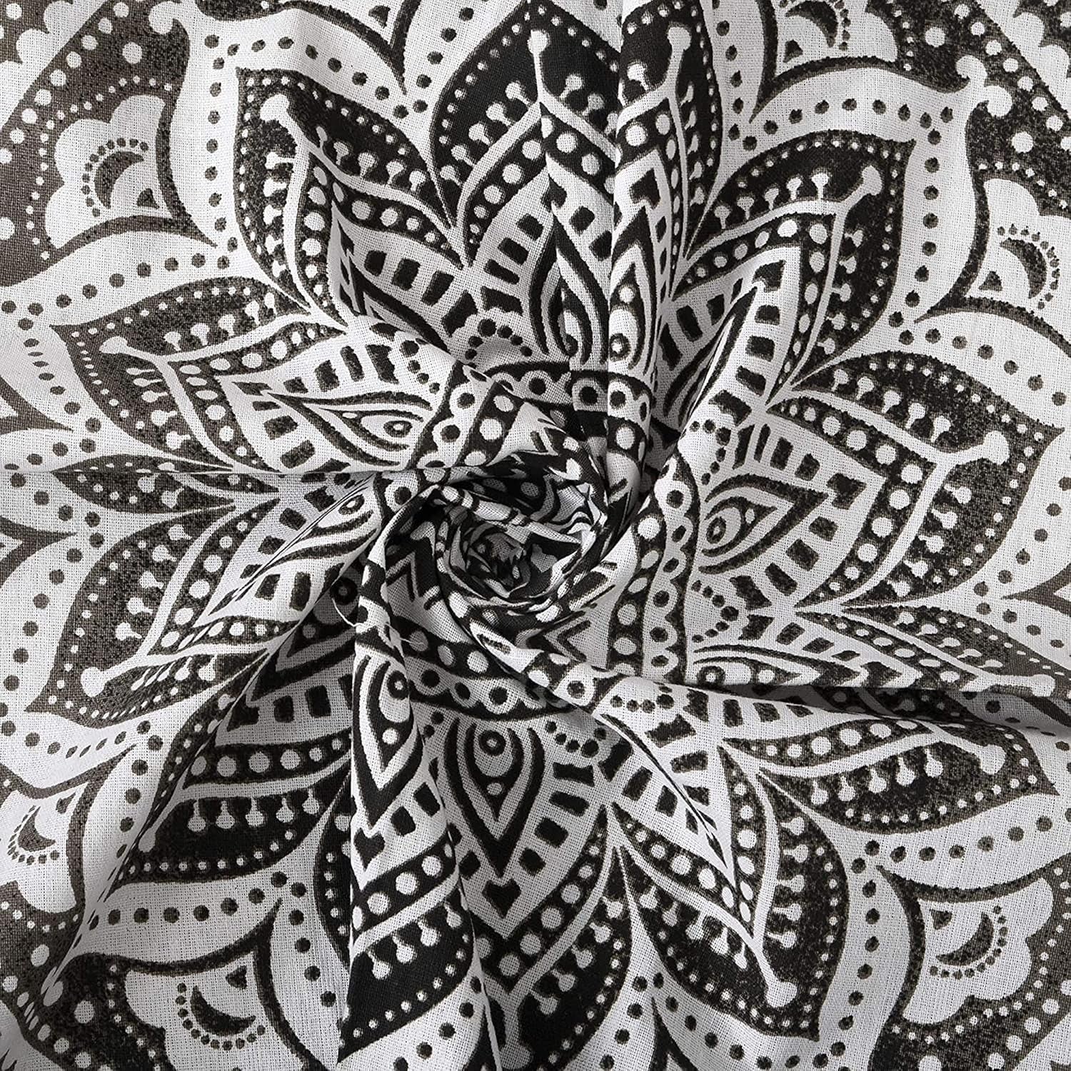 Tapestry gobelin mandala grå sort vægdug Hjem - Tilbehør og dekorationer Naty Shop