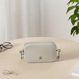 Tommy Hilfiger Crossbody Taske Chic Flap Crossover Små Dametasker Naty Shop