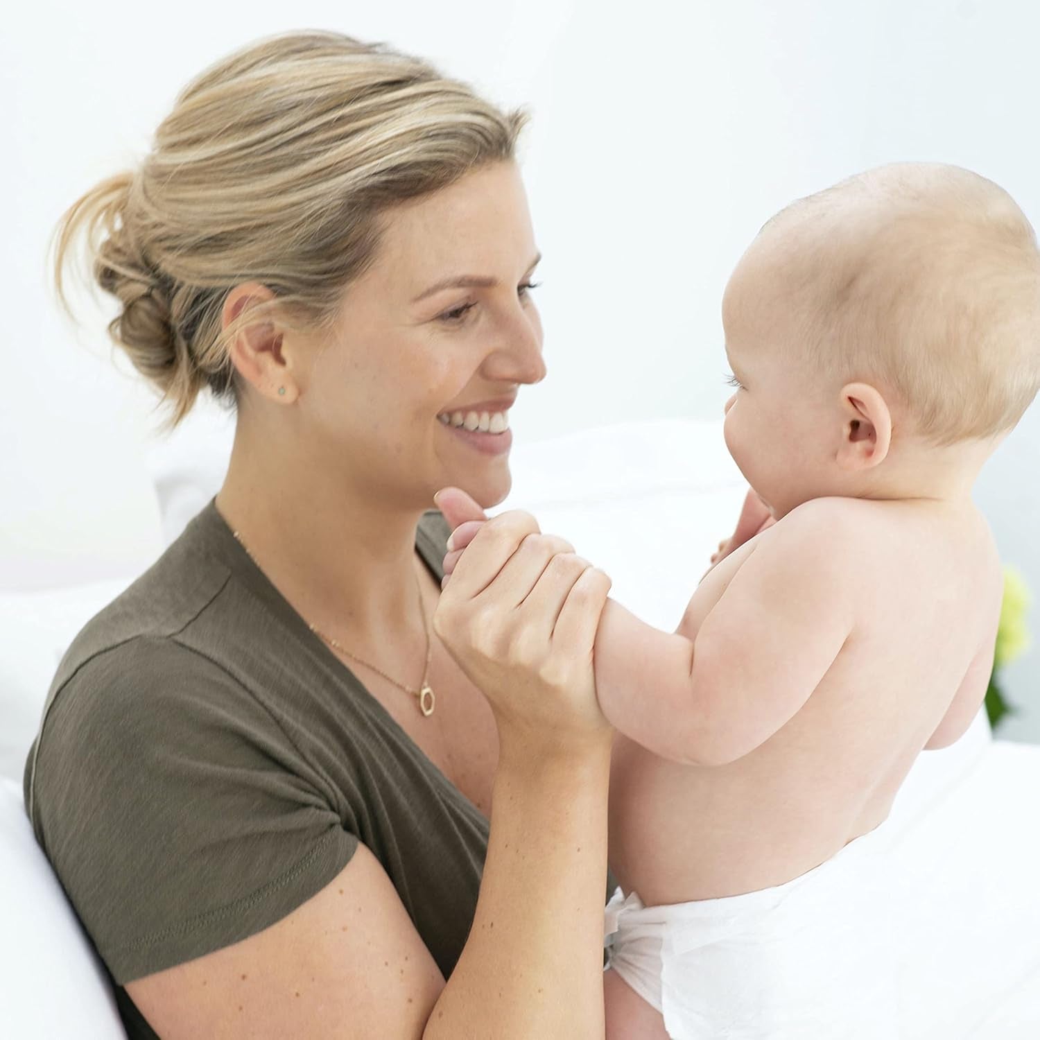 WELEDA Organic Baby Calendula Care Cream Body & Face 75ml - Ansigtscreme / hudcreme til naturkosmetik med sesamolie og lanolin til tør hudpleje. Fugtgivende plejecreme til babyer og børn Børn - Bath and Skincare Naty Shop