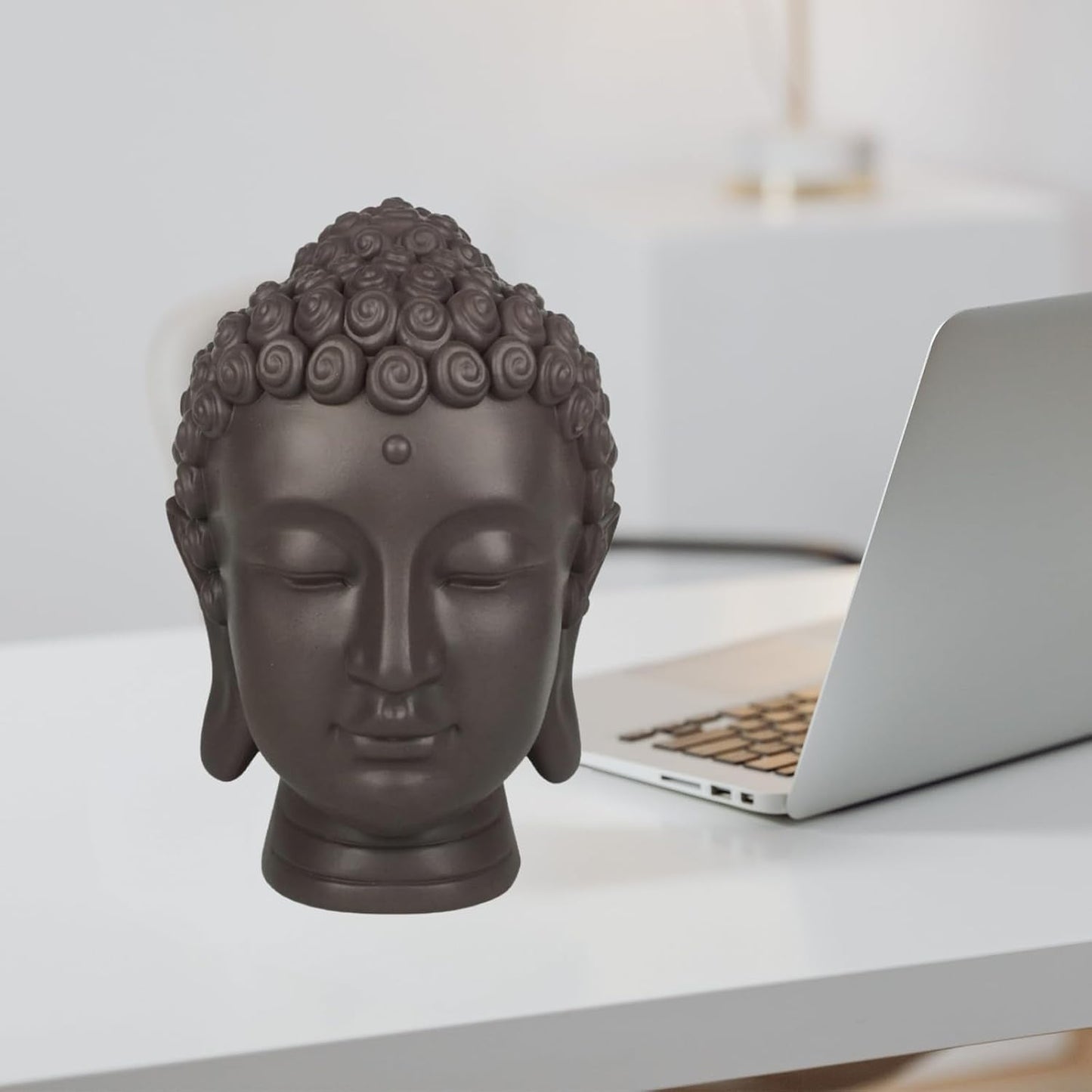 Zen'Light - Statuette med Buddha hoved - Dekoration til Zen, meditation og feng shui - Gave til en afslappende og spirituel atmosfære - Buddha statuette - Højde: 20 cm - Farve: grøn/brun Statuetter og skulpturer Naty Shop